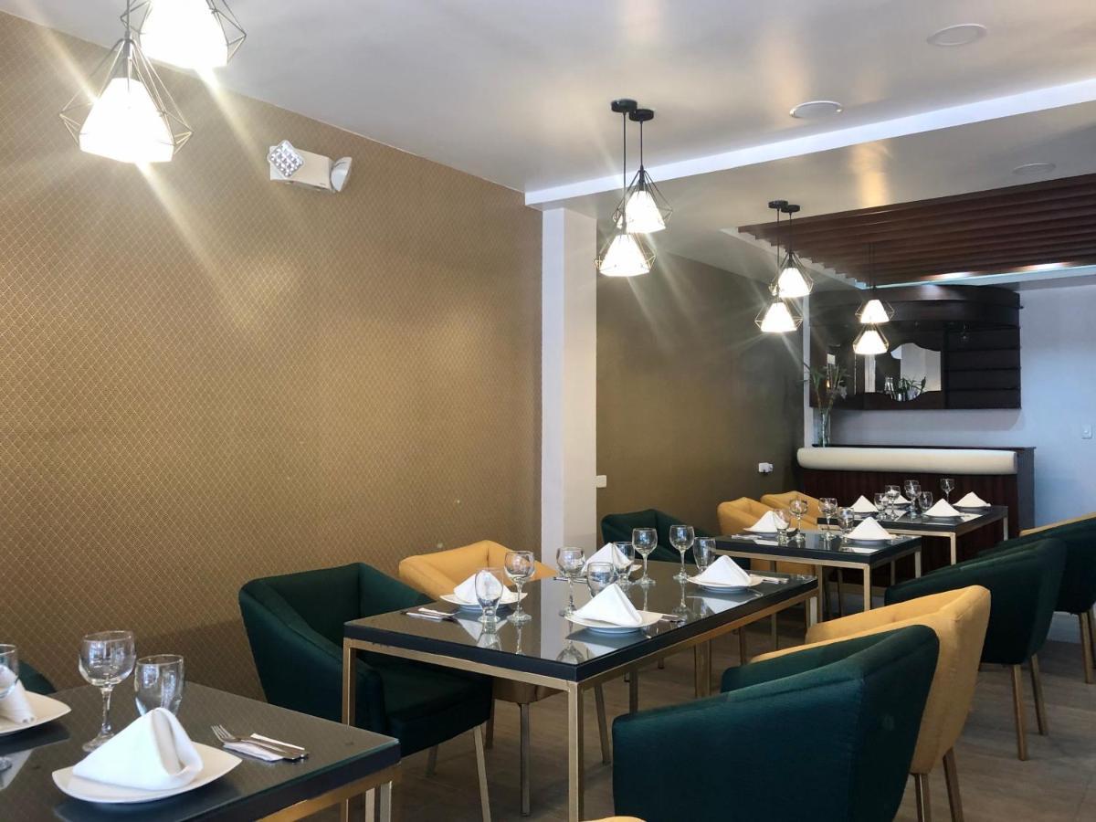 Hotel Makroz Latacunga Dış mekan fotoğraf