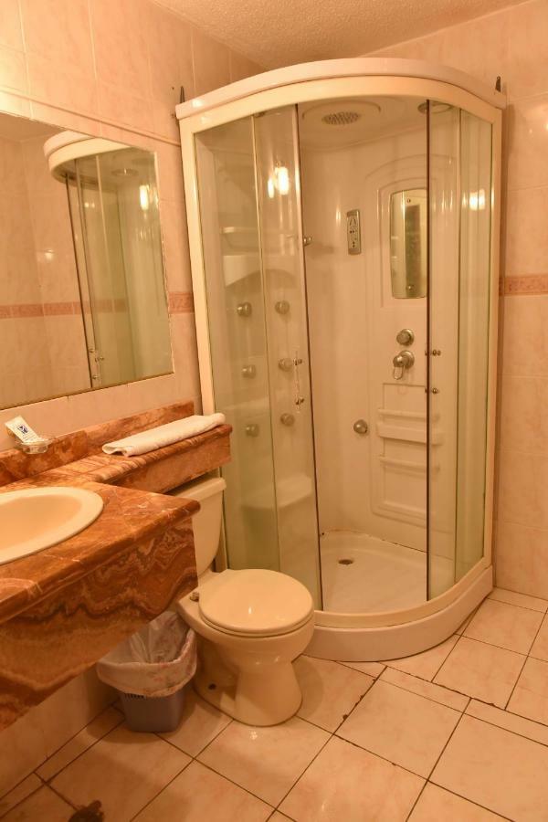 Hotel Makroz Latacunga Dış mekan fotoğraf