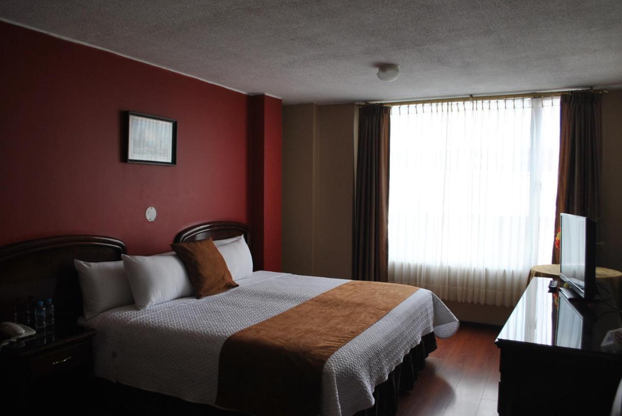 Hotel Makroz Latacunga Dış mekan fotoğraf