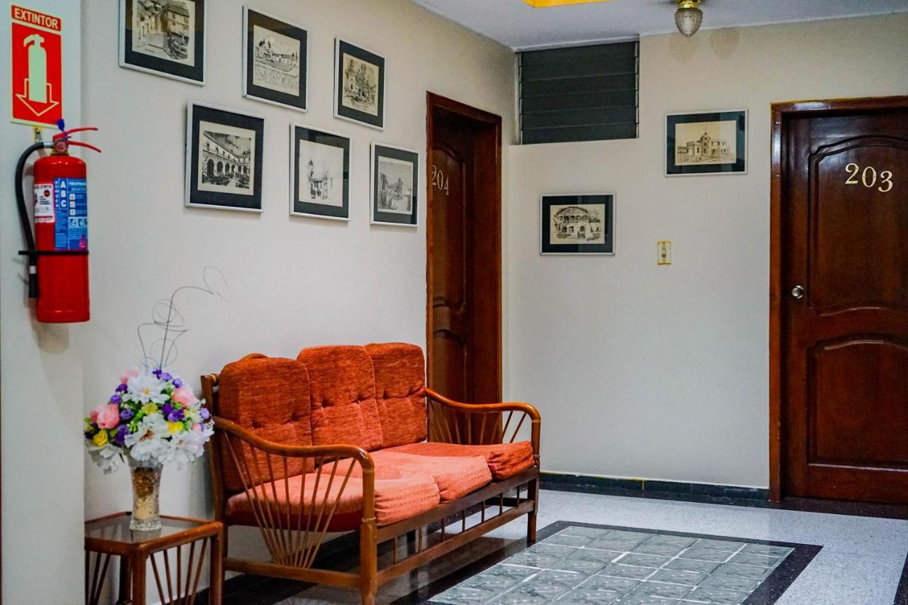 Hotel Makroz Latacunga Dış mekan fotoğraf